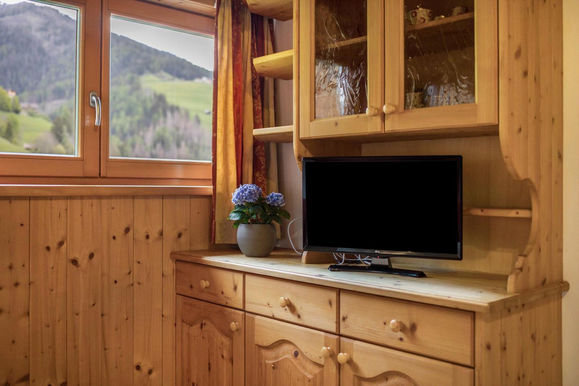 Bolser App Plan De Corones San Vigilio Di Marebbe Room photo